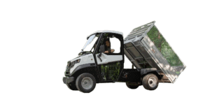 Véhicule utilitaire électrique ATX 330 équipé d’une benne réhaussée