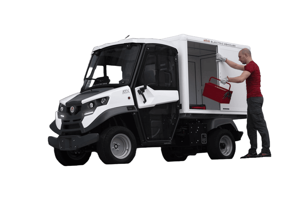 Véhicule utilitaire électrique Alkè ATX 340 avec caisson à volet roulant latéral pour industrie et collectivité